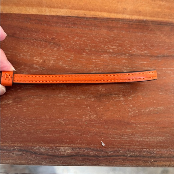 COACH Orange Leather Wristlet EUC - Picture 12 of 12
